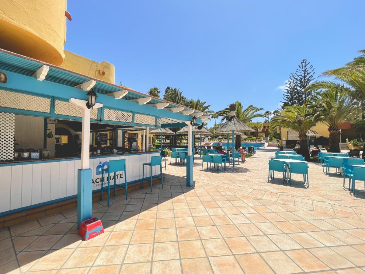 Seaside Apartment Corralejo : A Cozy Holiday Home In A Peaceful Well Located Green Complex Bagian luar foto